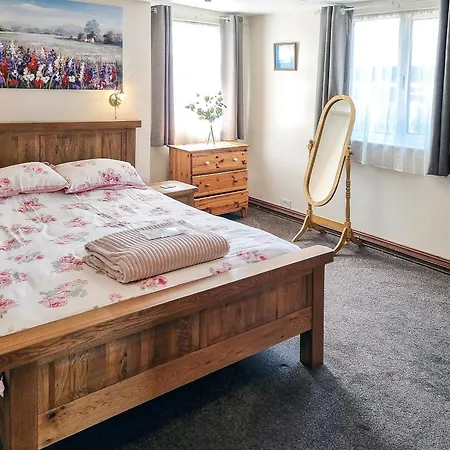Holiday home Captains Quarters *