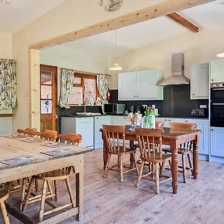 Captains Quarters Holiday home *