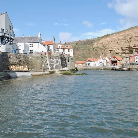 Captains Quarters Holiday home *