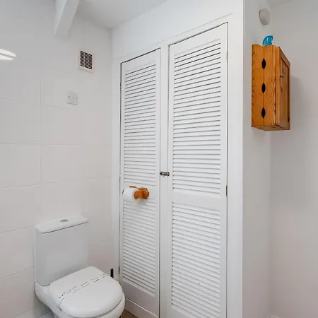 Holiday home Captains Quarters *